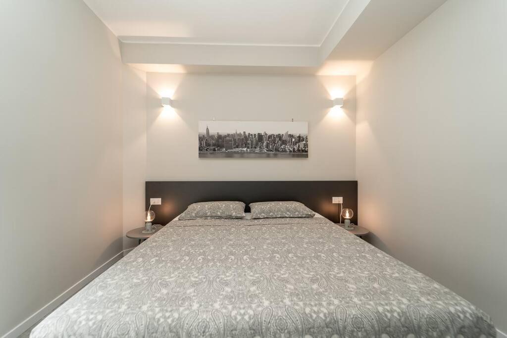 Apt 2 Min From The Cathedral With Private Parking Como Exteriér fotografie