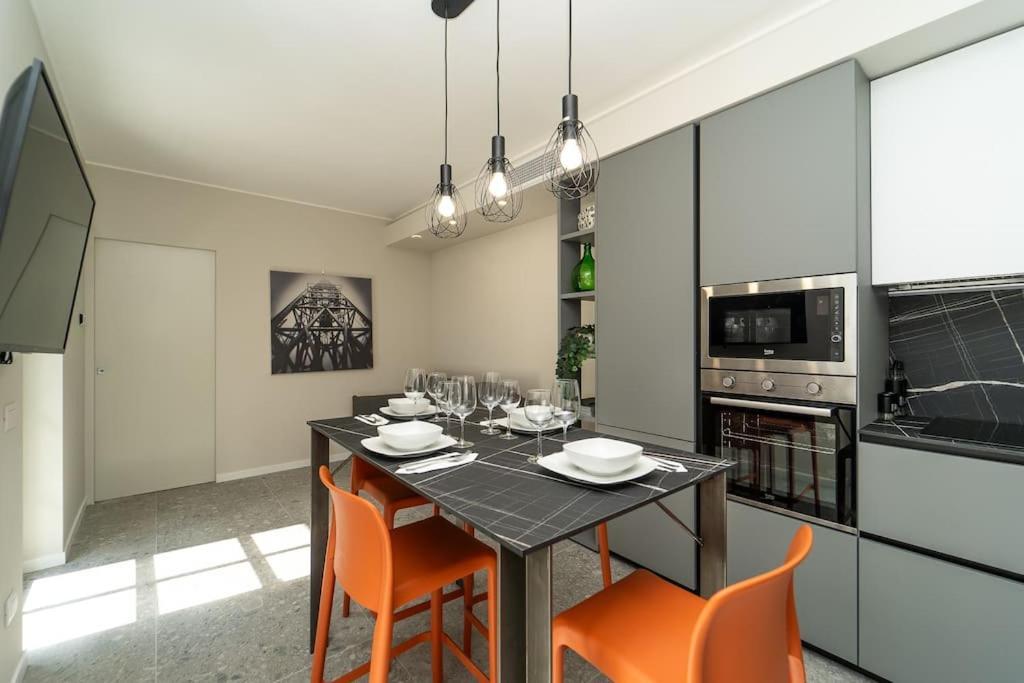 Apt 2 Min From The Cathedral With Private Parking Como Exteriér fotografie