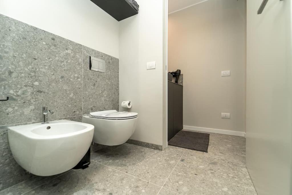 Apt 2 Min From The Cathedral With Private Parking Como Exteriér fotografie